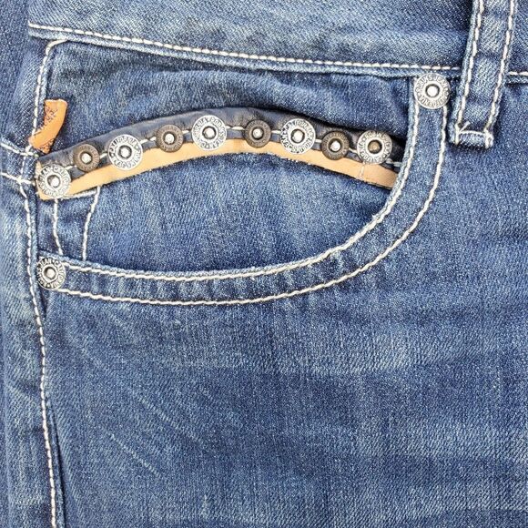 Authentic ROBINS Jeans  Leather Rive W/Rivets Wings Medium Wash Jeans size 40 - Picture 1 of 9